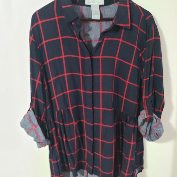 High Low Plaid Blouse - Picture 2 of 6